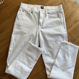 Gap women's True Skinny raw hem white jeans